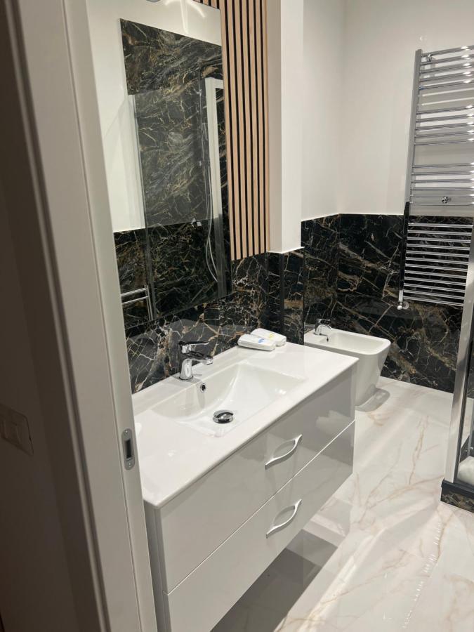 P18&Rooms Palestrina 18 Milano Dış mekan fotoğraf